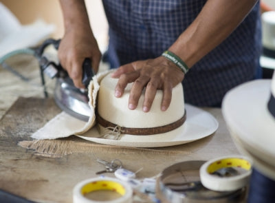 Sombreros finos y superfinos de paja toquilla